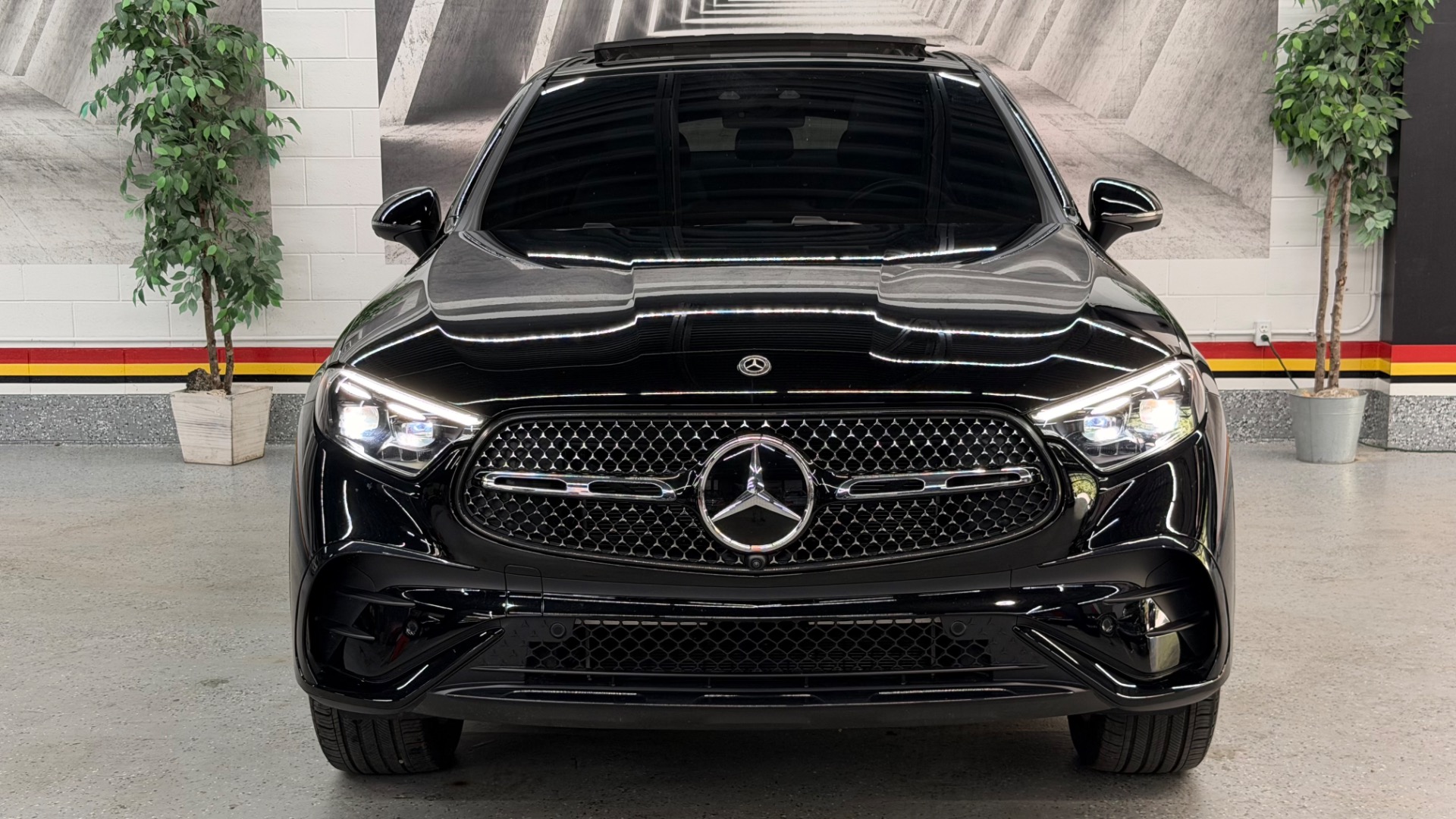 mercedes-benz glc coupe 2025 W1NKJ4HB3SF406527 image mercedes-benz glc coupe 2025 W1NKJ4HB3SF406527 image